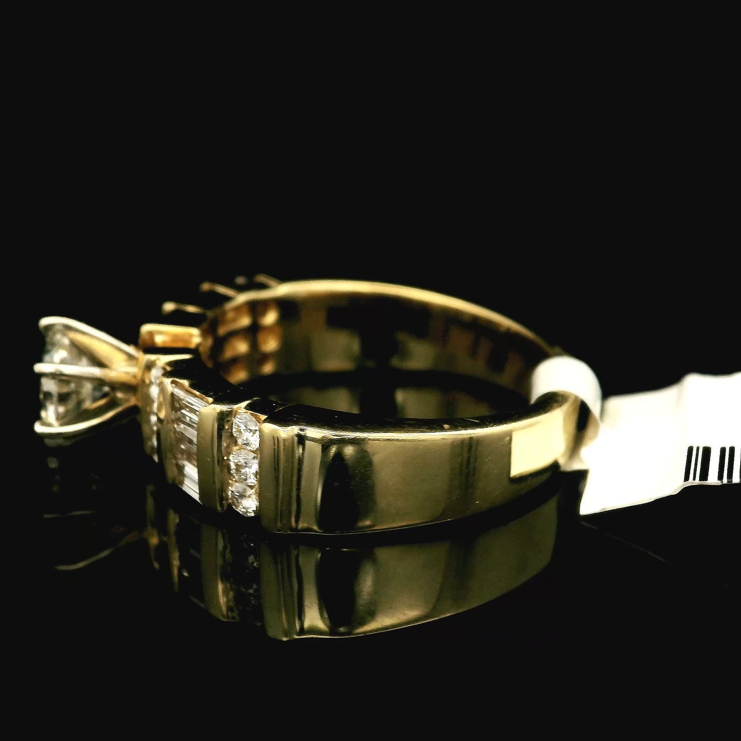 Yellow Gold Multi-Diamond Ring with a Round Brilliant Cut Diamond
